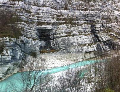 La vecchia strada della Valcellina La vecchia strada della Valcellina
